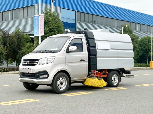 长安2方扫路车