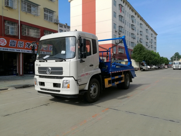 东风天锦10方摆臂垃圾车